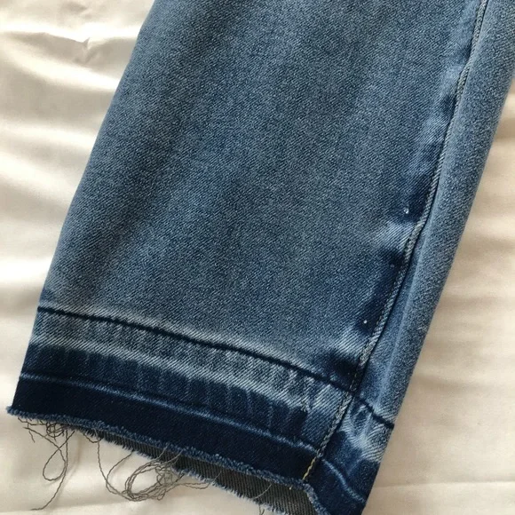 Judy Blue Boyfriend Fit Jeans 1/25 - Picture 2 of 5